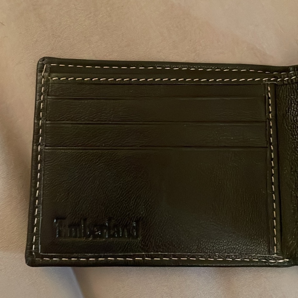 Wallet - Picture 4 of 5